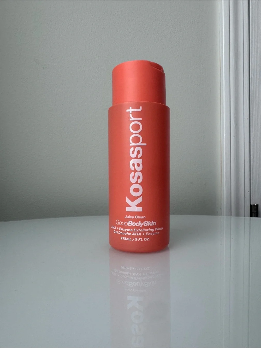 Kosasport AHA Enzyme Exfoliating Body Wash Kosas Coral Orange / Pink Gel 9oz